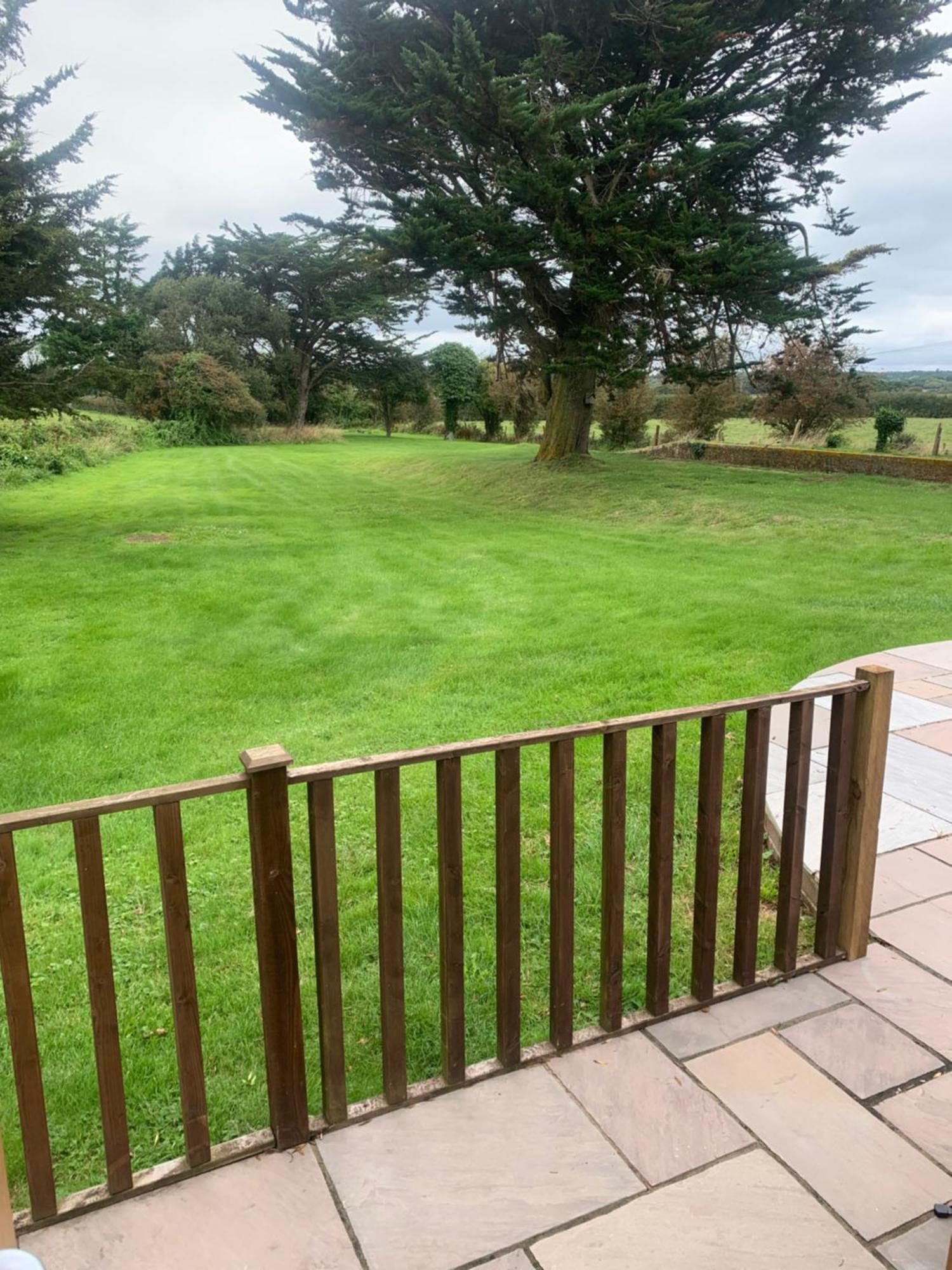 Old Ningwood Station Bed & Breakfast, Ningwood, Isle Of Wight Po41 0Tg Brook  Extérieur photo